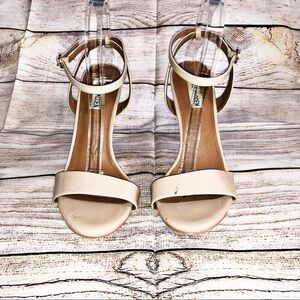 Steve Madden Reno Nude Patent Leather Sandal Heel Size 10